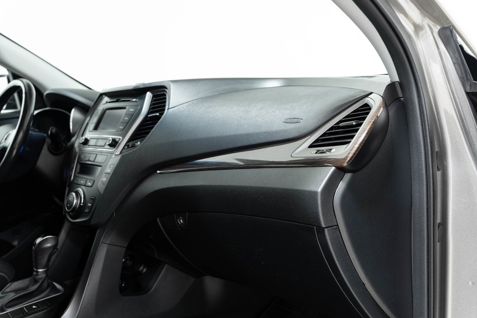 2017 Hyundai Santa Fe Sport SE-24