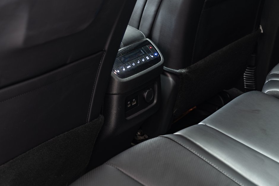 2023 Infiniti QX60 LUXE-27