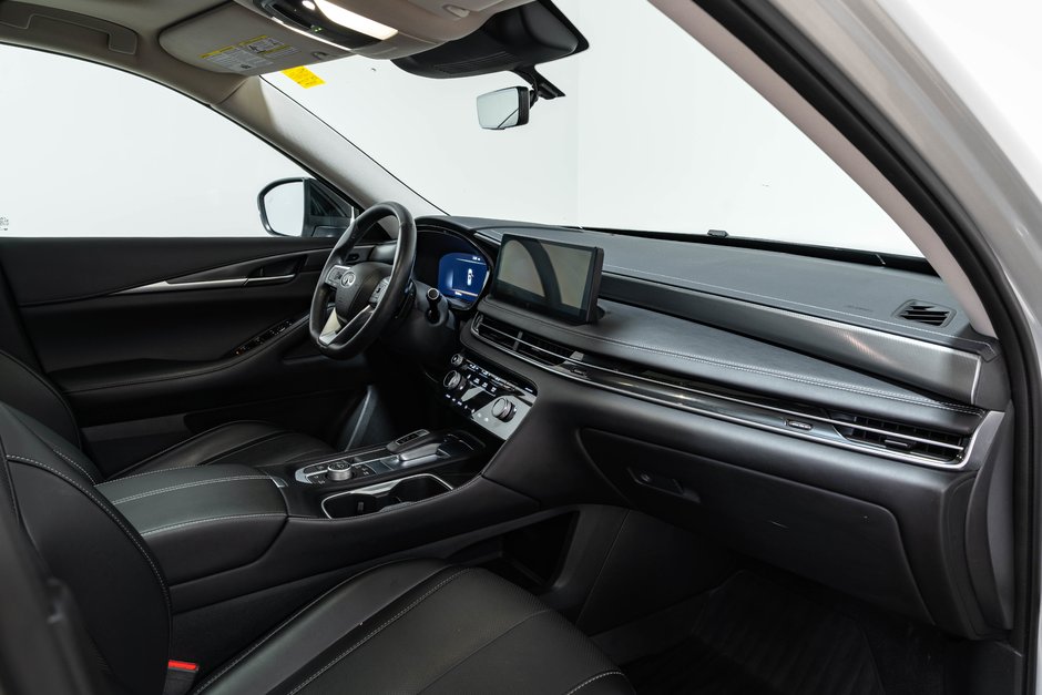 2023 Infiniti QX60 LUXE-24