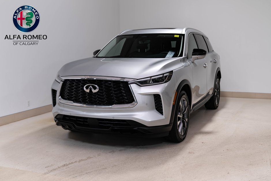2023 Infiniti QX60 LUXE-0