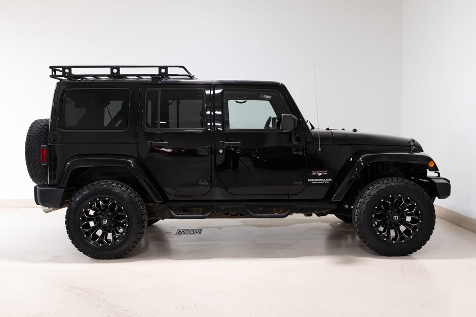 2017 Jeep Wrangler Unlimited Sahara-3