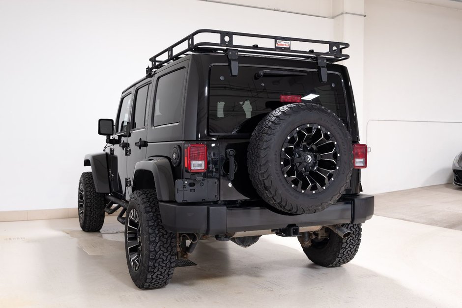 2017 Jeep Wrangler Unlimited Sahara-7