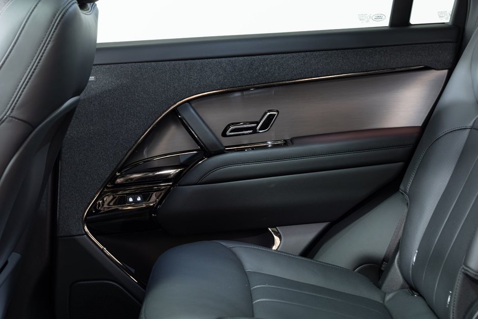 2024 Land Rover Range Rover Sport Dynamic HSE-24