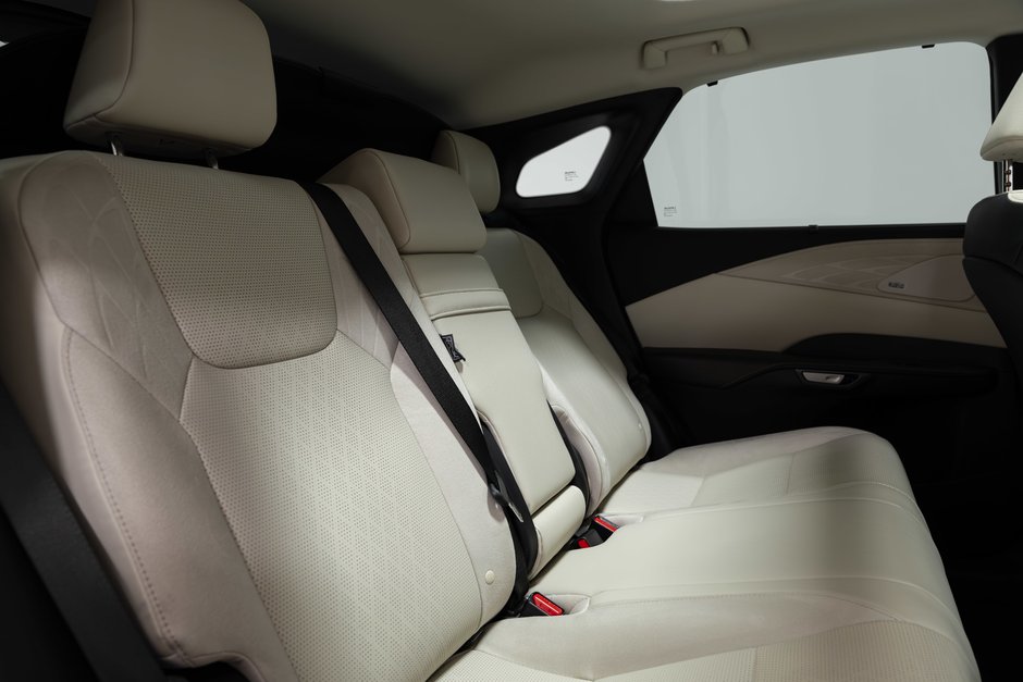 2024 Lexus RX 350h-26