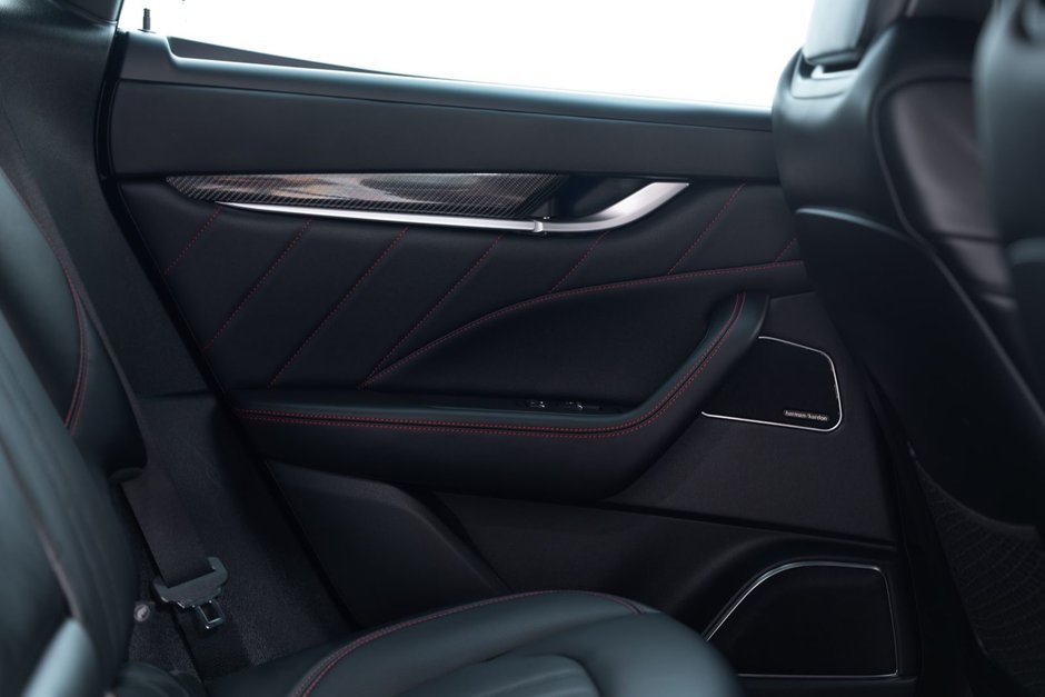 2024 Maserati Levante Modena Ultima-28