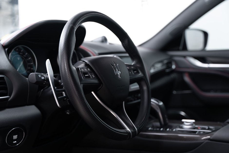 2024 Maserati Levante Modena Ultima-13