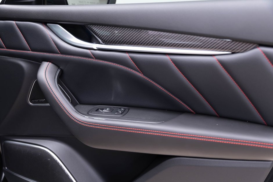 2024 Maserati Levante Modena Ultima-22