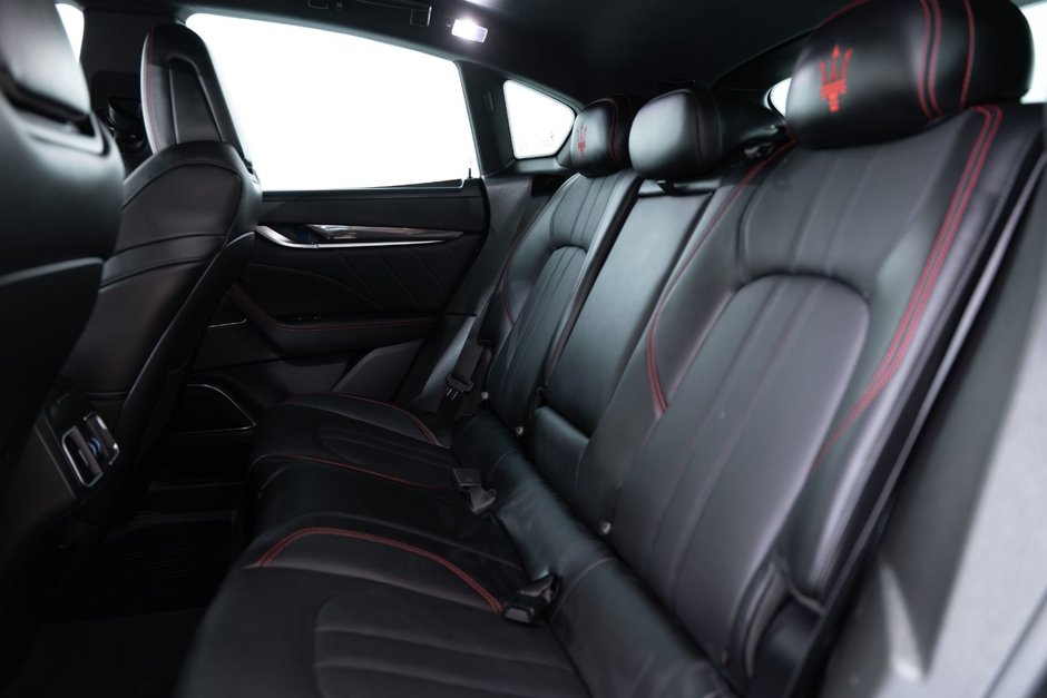 2024 Maserati Levante Modena Ultima-23