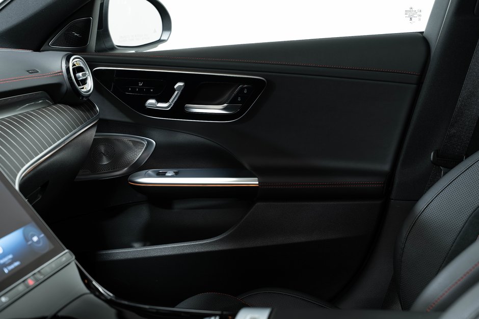 2023 Mercedes-Benz C-Class AMG C 43-26