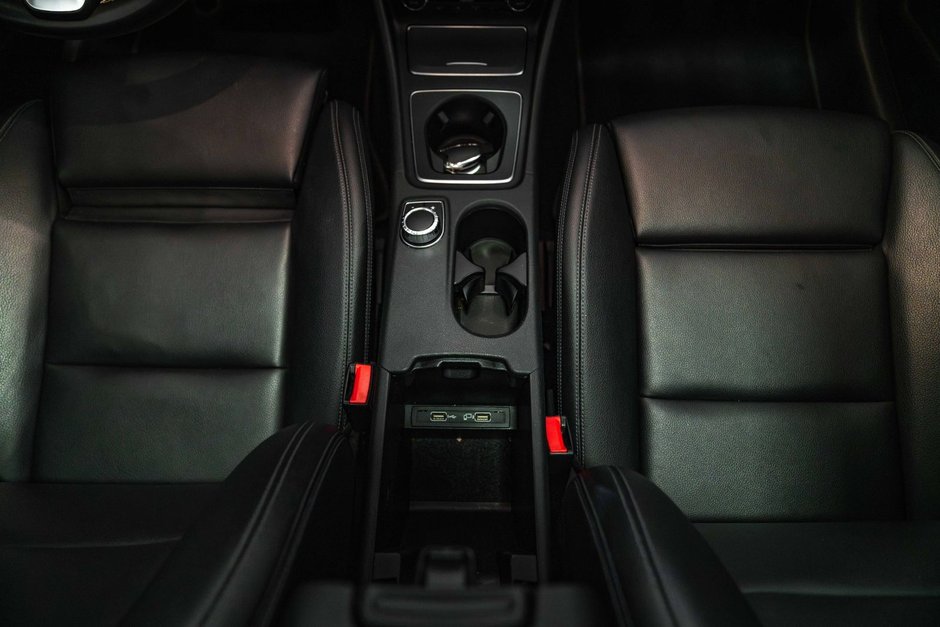 2017 Mercedes-Benz CLA 250-22