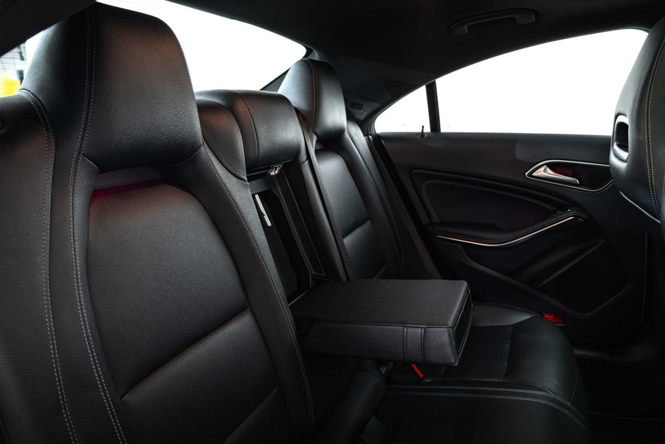 2017 Mercedes-Benz CLA 250-27