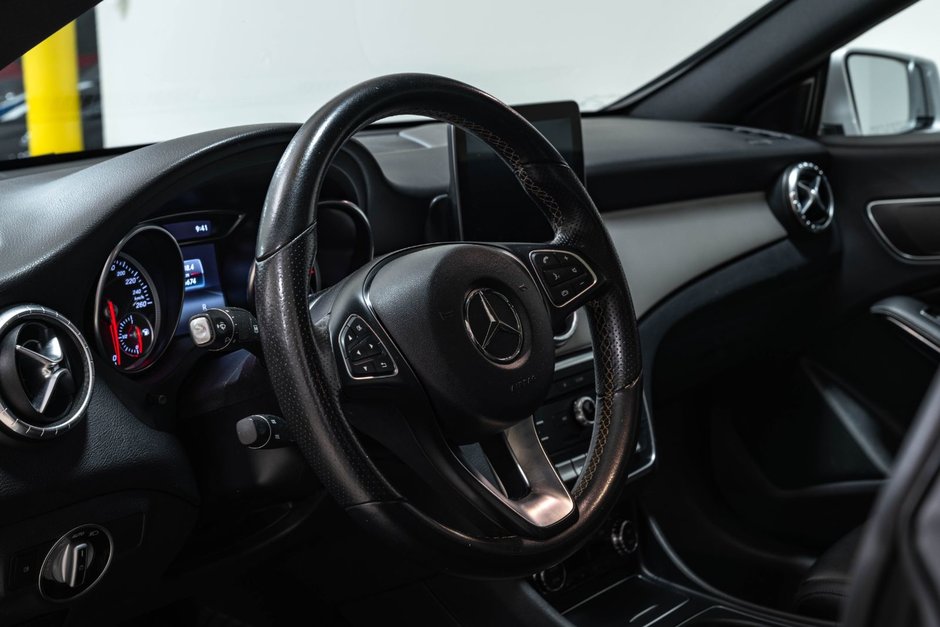 2017 Mercedes-Benz CLA 250-15