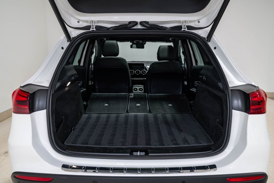 2026 Mercedes-Benz GLA 250-6