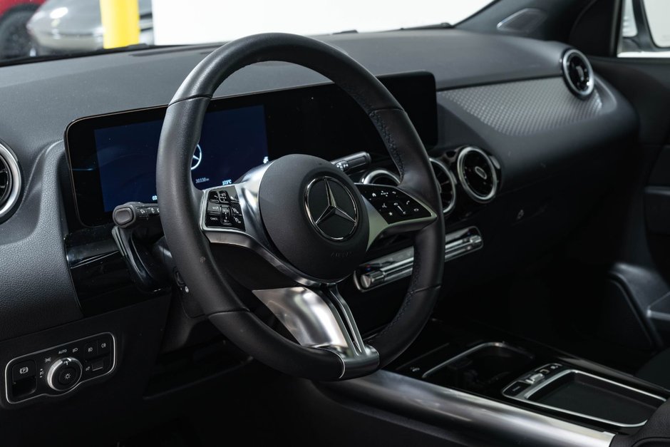 2026 Mercedes-Benz GLA 250-18