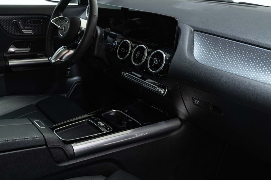 2026 Mercedes-Benz GLA 250-29