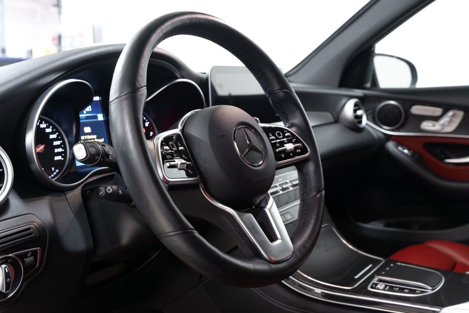 2020 Mercedes-Benz GLC 300-12
