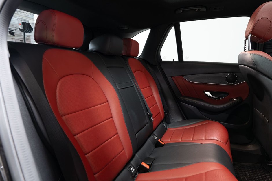 2020 Mercedes-Benz GLC 300-25