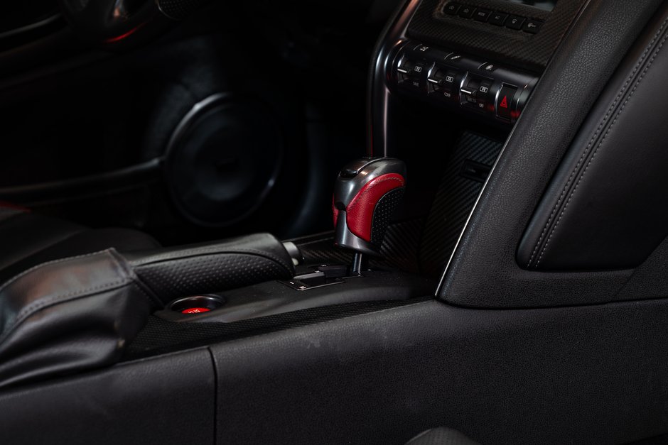 2012 Nissan GT-R Black Edition-25