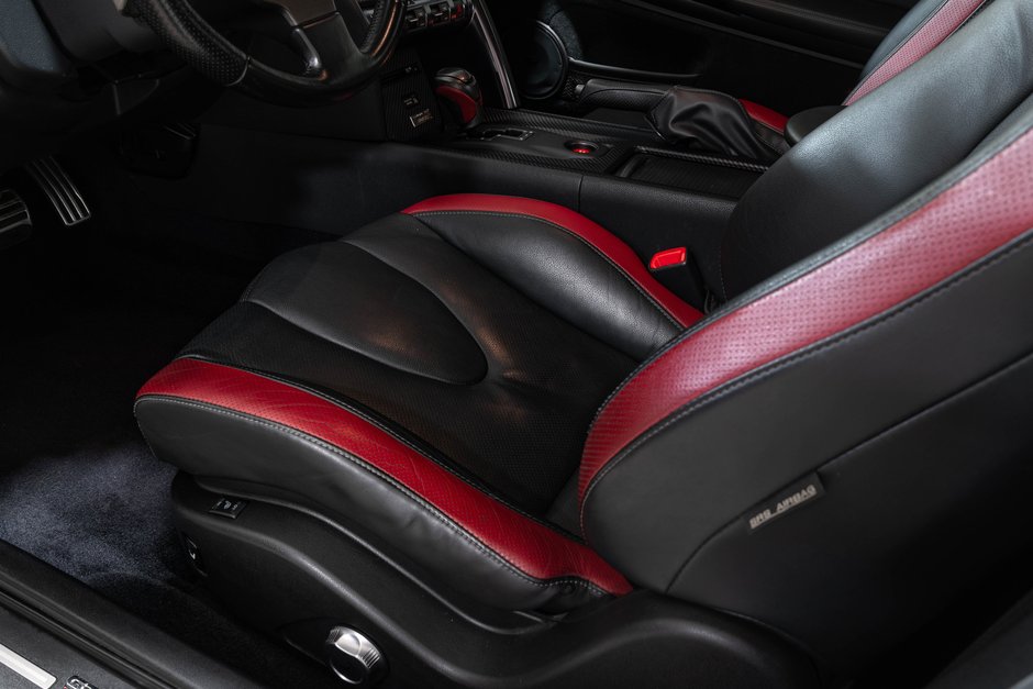2012 Nissan GT-R Black Edition-13