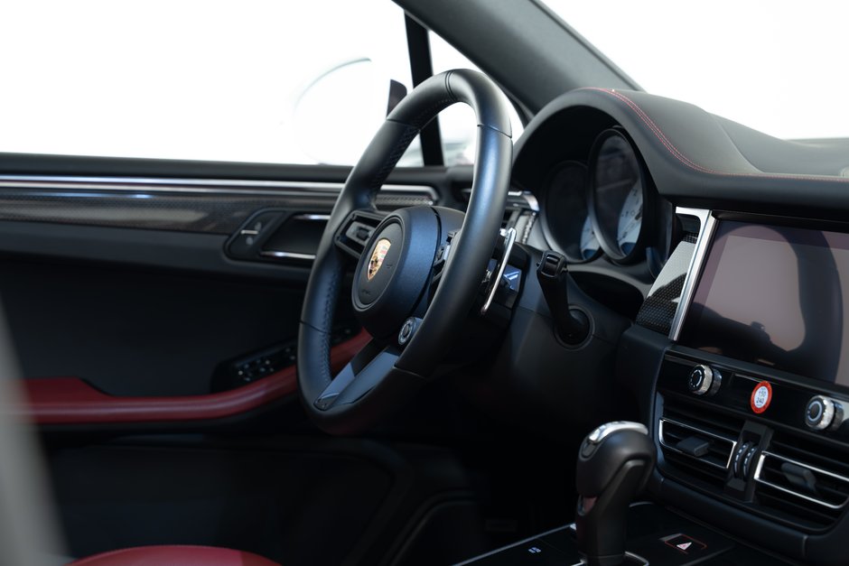 2023 Porsche Macan GTS-21