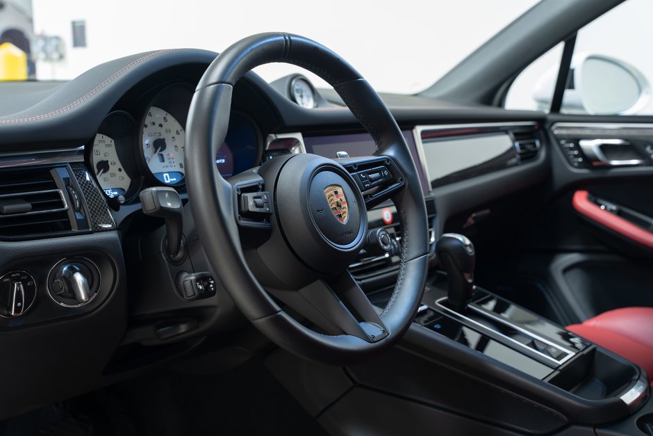 2023 Porsche Macan GTS-13