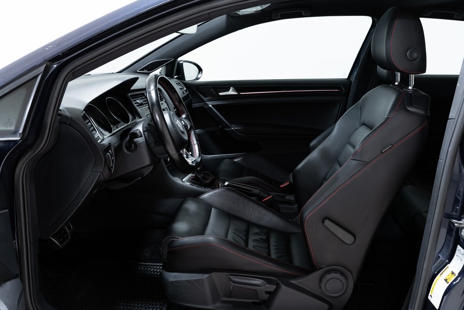 2017 Volkswagen Golf GTI Autobahn-11