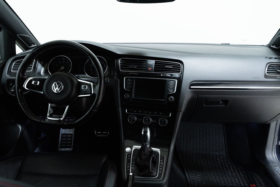 2017 Volkswagen Golf GTI Autobahn-23