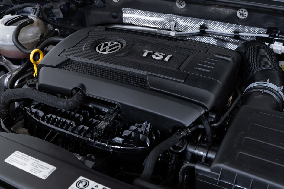 2017 Volkswagen Golf GTI Autobahn-9