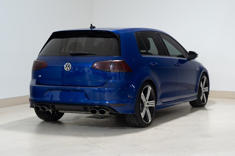 2016 Volkswagen Golf R 5-Dr 2.0T 4MOTION at DSG-4