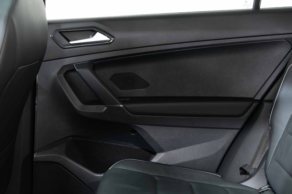 2018 Volkswagen Tiguan Highline-24