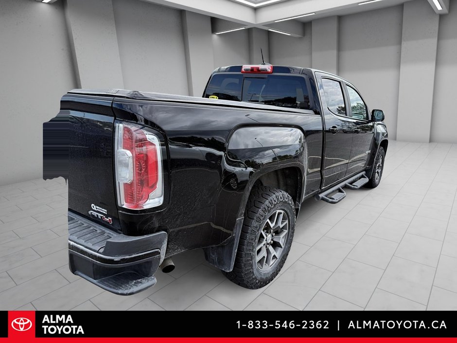 2022 GMC Canyon 4WD AT4 w/Cloth-2