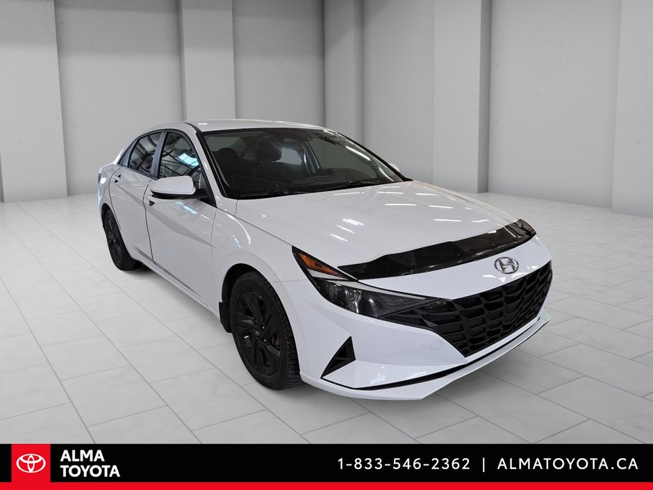 2022 Hyundai Elantra Hybrid PREFERRED DCT-2