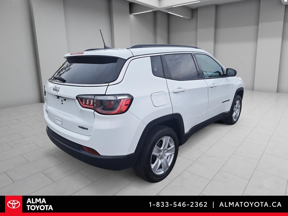 2022 Jeep Compass NORTH 4X4-4