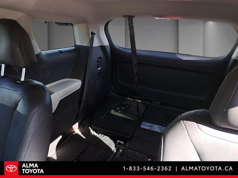 2023 Kia Carnival EX-6