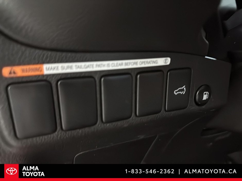 Mitsubishi Outlander PHEV SE-L PHEV 2020-17