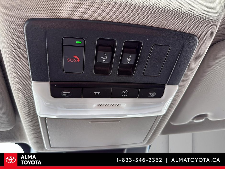 Nissan Rogue SV MIDNIGHT 2023-26