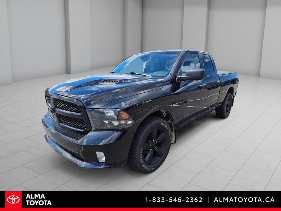 2022 Ram 1500 Classic EXPRESS V8 5.7L 4X4-0