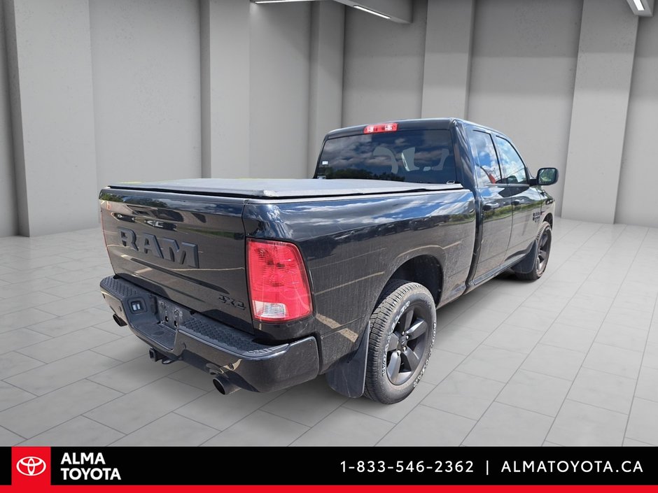 2022 Ram 1500 Classic EXPRESS V8 5.7L 4X4-2