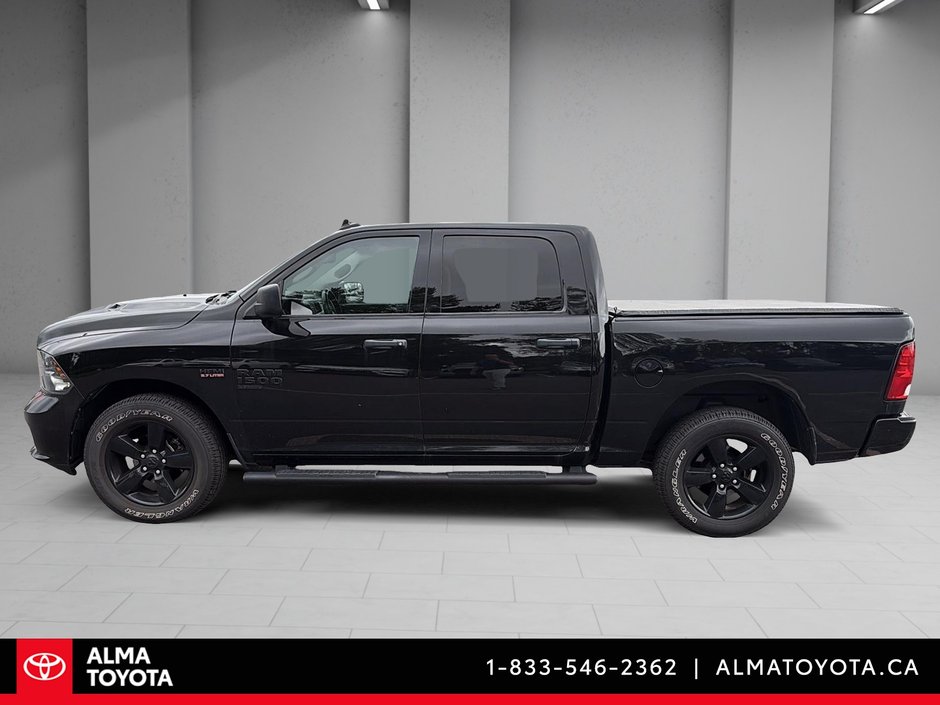 2023 Ram 1500 Classic EXPRESS V8 5.7L 4X4-7