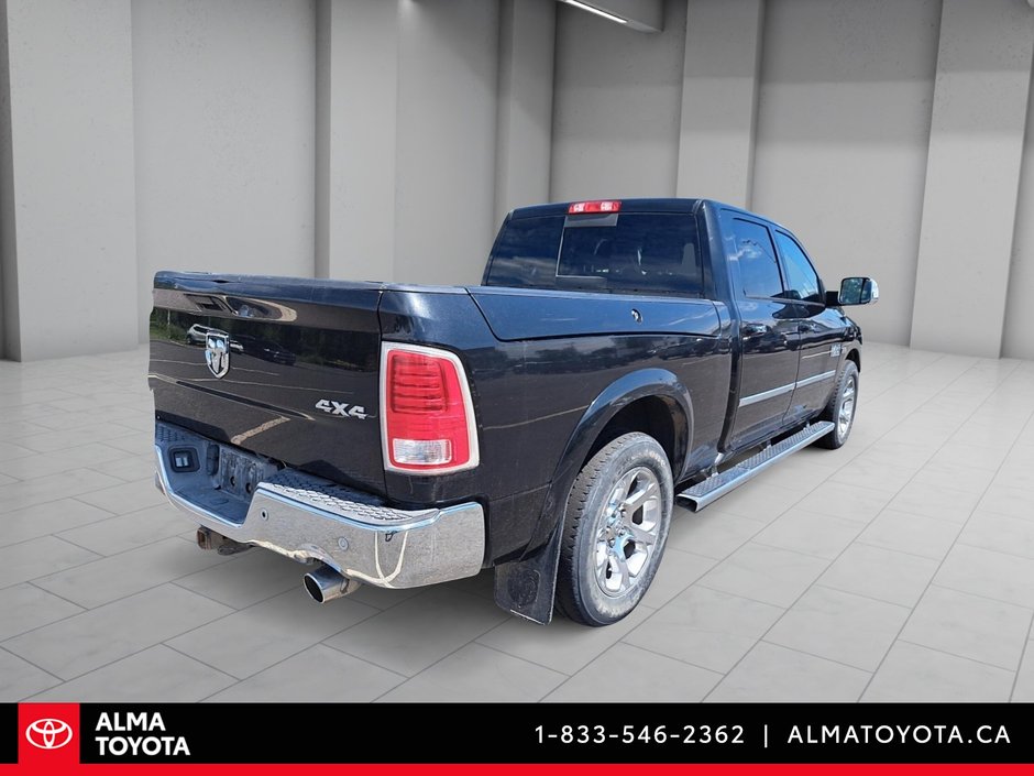 Ram 1500 4WD LARAMIE CREW 2017-2