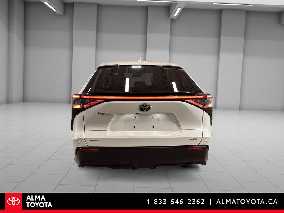 2024 Toyota bZ4X XLE AWD-5