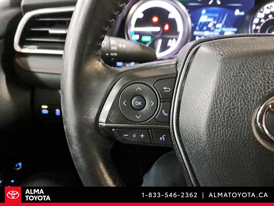 2018 Toyota Camry Hybrid XLE HYBRID-20