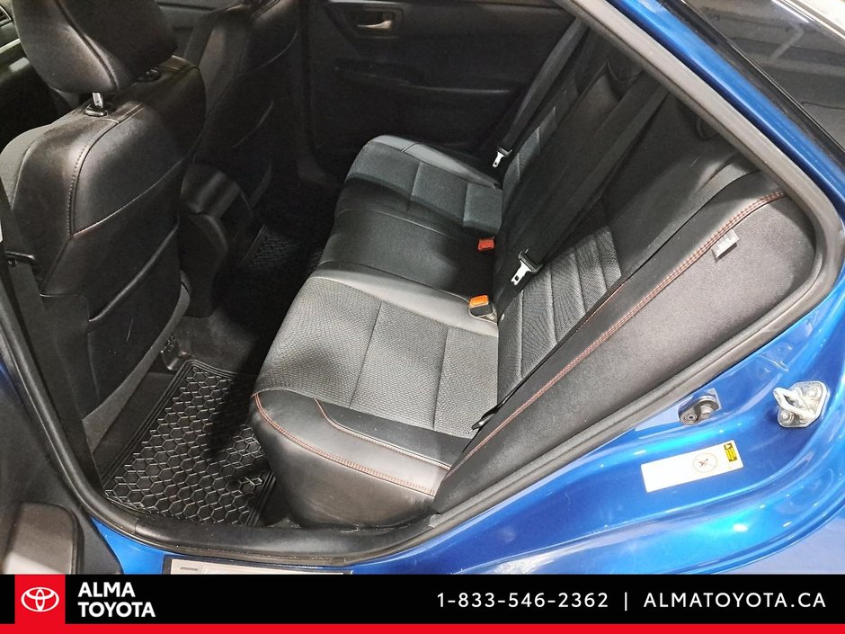 2017 Toyota Camry SE-10