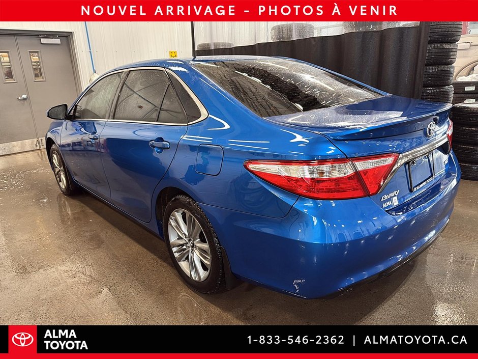 2017 Toyota Camry SE-3