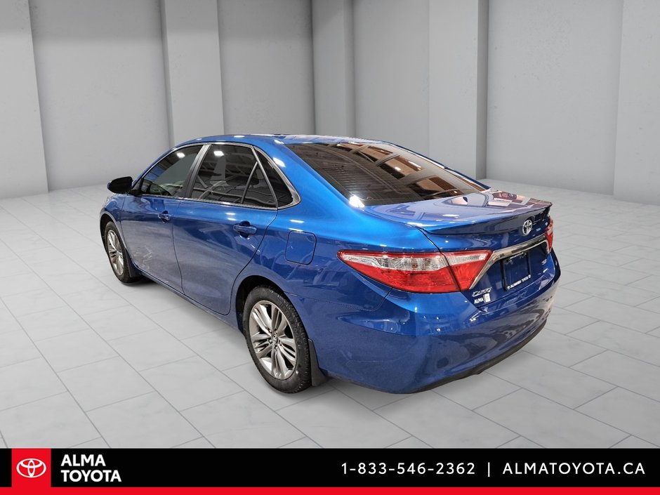 2017 Toyota Camry SE-6