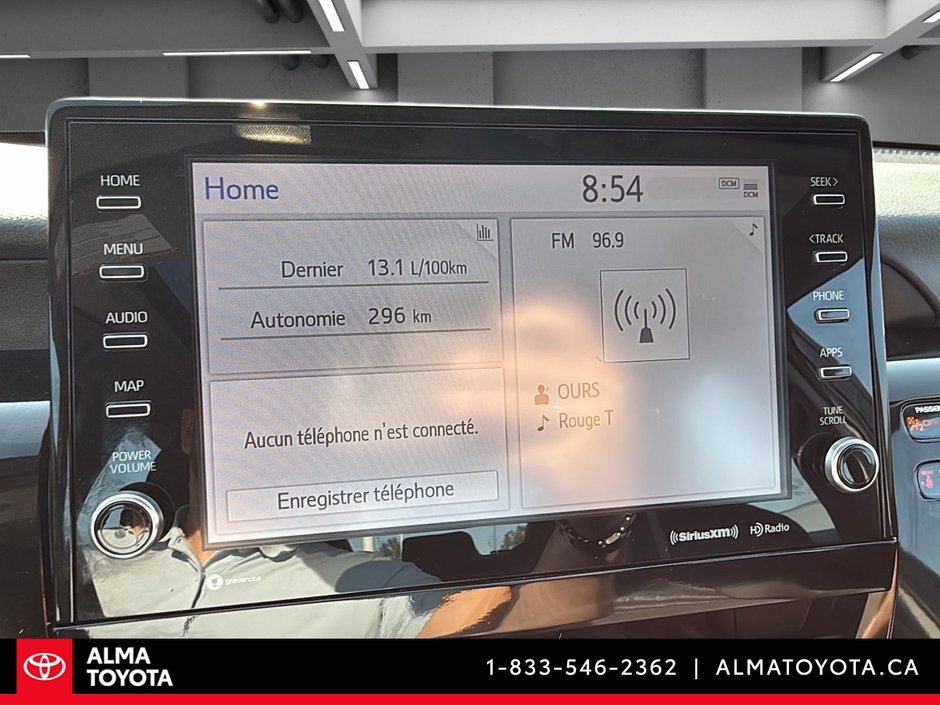 Toyota Camry SE UPGRADE 2024-22