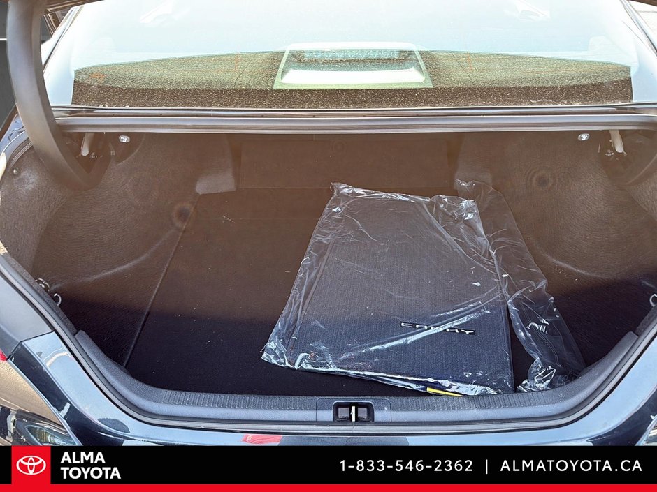 Toyota Camry SE UPGRADE 2024-14