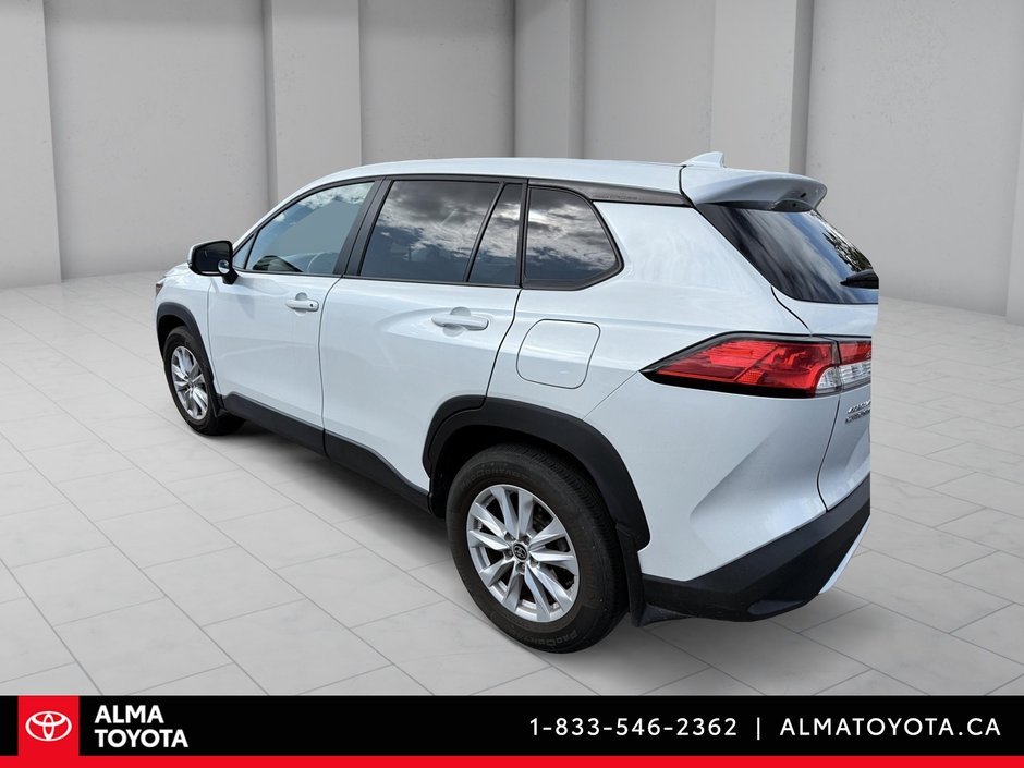 Toyota Corolla Cross LE AWD 2022-3
