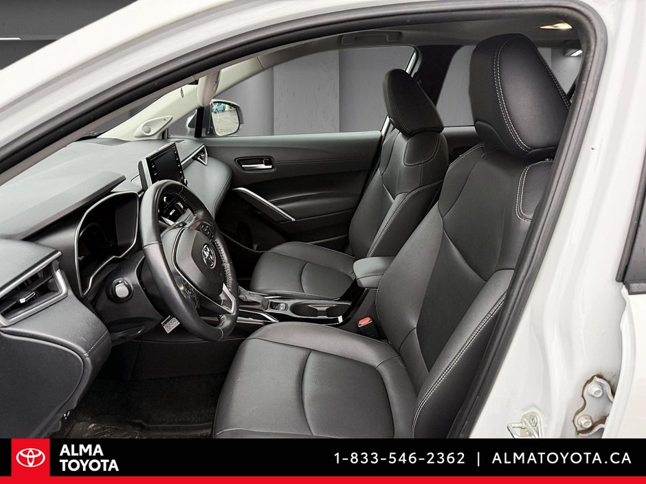Toyota Corolla Cross XLE AWD 2022-8