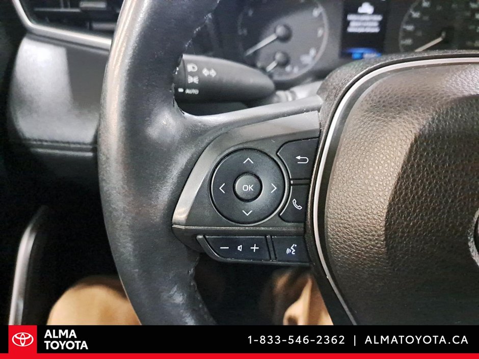 Toyota Corolla Cross LE PREMIUM 2023-19